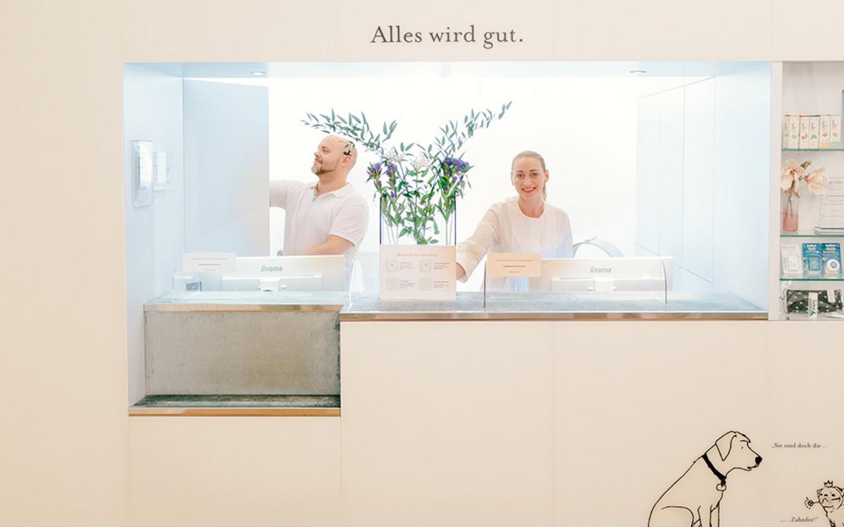 Aligner für Erwachsene: Der Weg zu einem selbstbewussten Lächeln mit Votiv