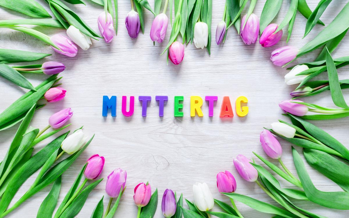 Muttertag & Aligner